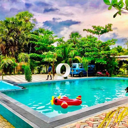 Trinco Star Cabana Trincomalee Exterior foto
